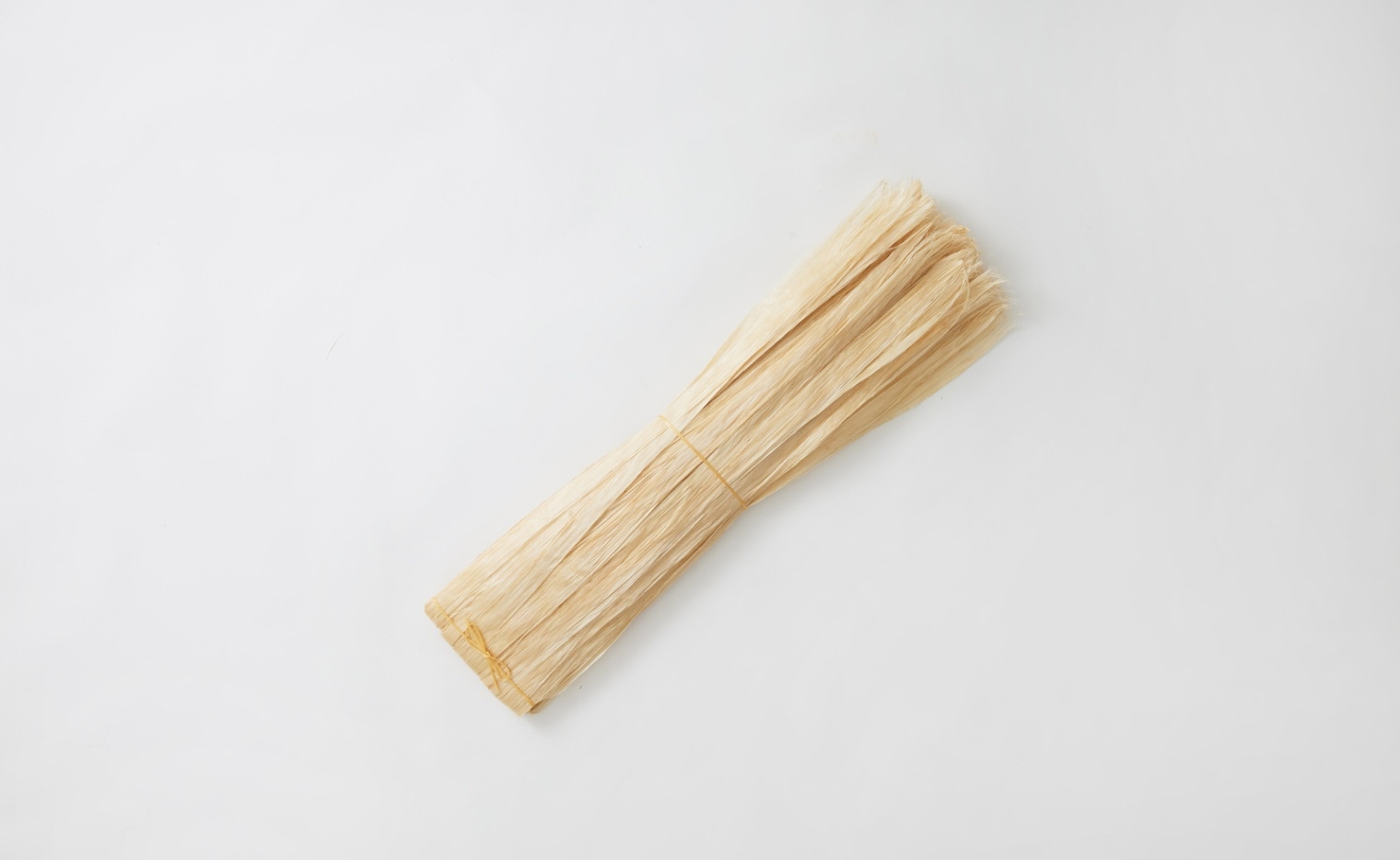 特選　精麻　1キロ 送料無料】【まぼろ麻】 国産野州麻ブランドの特級特上の精麻