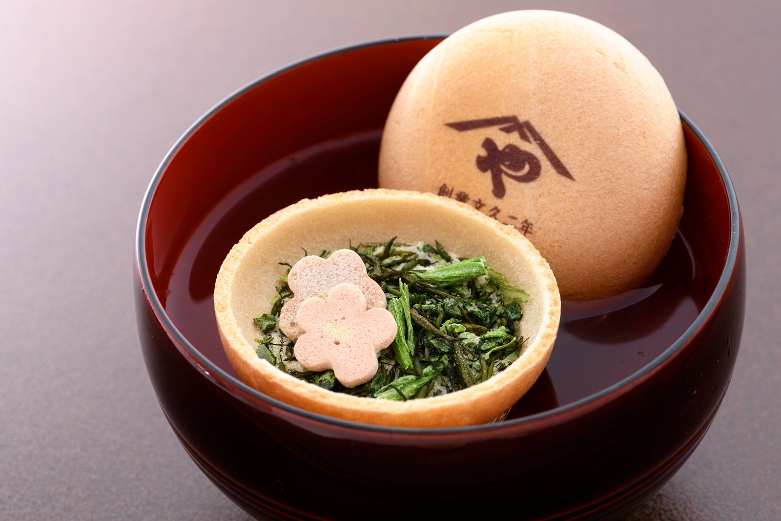 福井のお吸物最中（北陸新幹線カラーパッケージ）