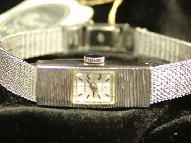 セイコー 
                  ブレスレット17石 手巻き 昭和53年製 新古品