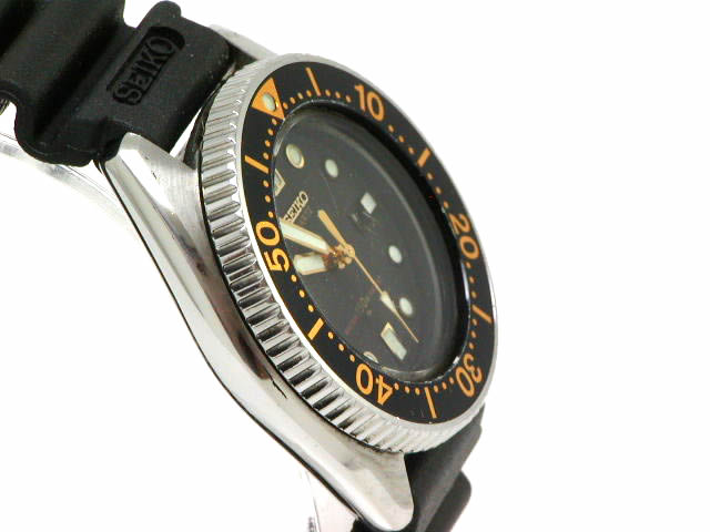 ヴィンテージ SEIKO 2625-0010 ブラック クオーツ ミニダイバー Seiko 2625-0010 from 1983 – Paleh