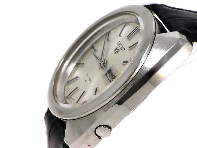 Rare Vintage Seiko 5 5126-8010 Automatic 23 jewels Japan