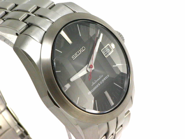 セイコー　カットガラス腕時計 セイコー SEIKO クイーンセイコー 王冠メダリオン カットガラス