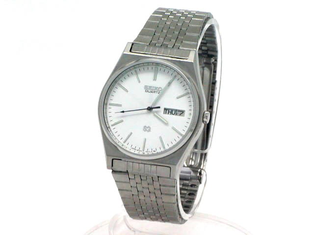 ビンテージSEIKOタイプ2 腕時計 白文字盤 クオーツ 晴れの金(SEIKO TYPE Ⅱ(白文字盤) ) | なんとなくの腕時計ブログ