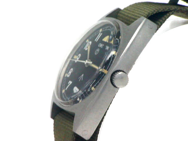 極美品 CWC手巻きヴィンテージ時計 1979年製　イギリス軍 W10 CWC 英国軍用時計 W10-6645-99 523-8290 スイス製手巻 OH済 1979