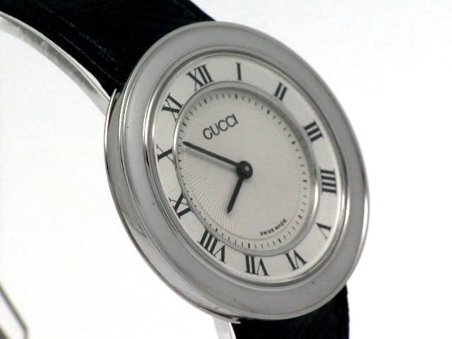 シ*オ様 GUCCI 9200M GUCCI グッチ 腕時計 9200M GP アイボリー文字盤 クオーツ【472】TS の