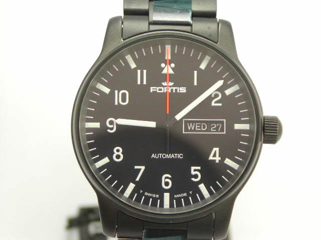 フォルティス パイロット プロフェッショナル ブラックケース 595 1841M　　新品 Fortis