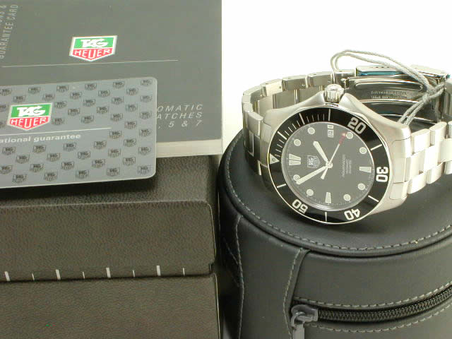 タグ・ホイヤー 2000アクアレーサー オートマチック 新品 黒文字盤　TAG HEUER