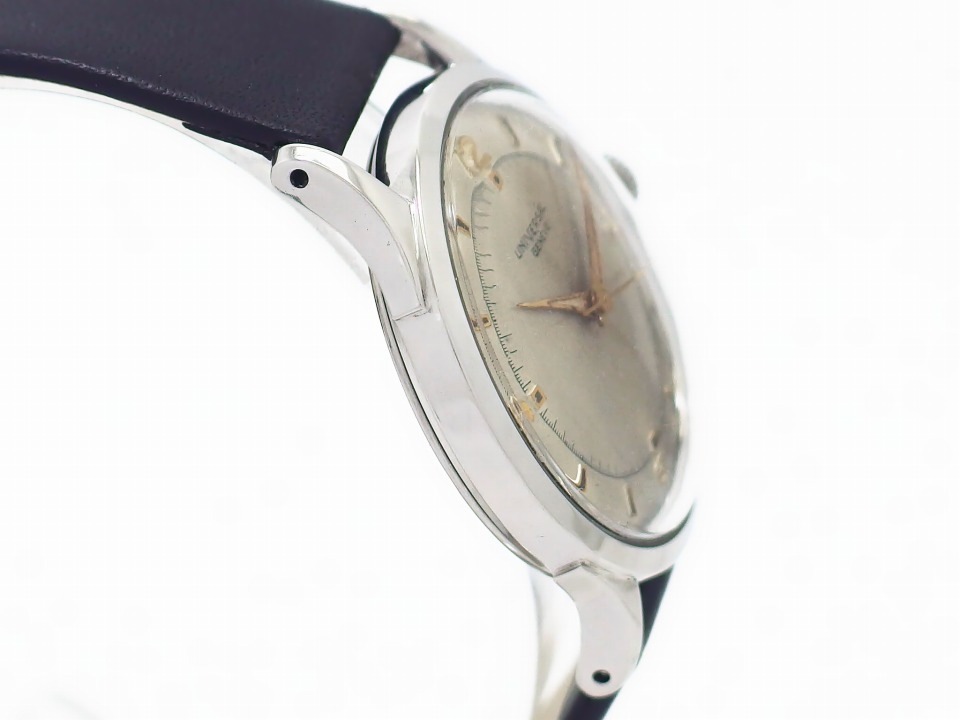 ユニバーサル ジュネーブ Ref.206501 ドーム型文字盤 Cal.332 手巻 OH済 1952年製