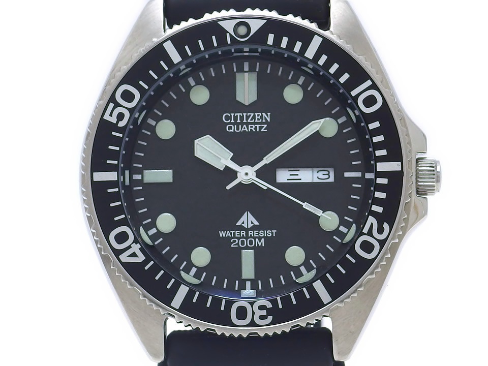 シチズン プロマスター ダイバーズ 200m 2502-H23265 クオーツ USED