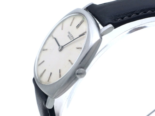 ユニバーサル ジュネーブ 8421.12 手巻 OH済 1970年代