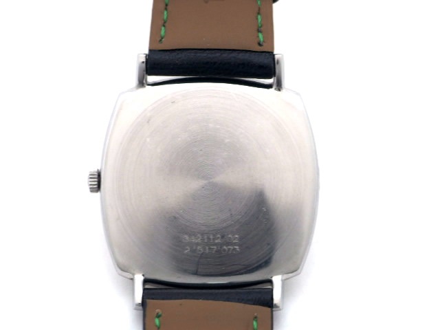 ユニバーサル ジュネーブ 8421.12 手巻 OH済 1970年代