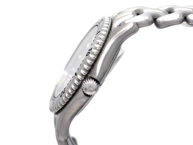 タグホイヤー プロフェッショナル200M WG1113-0 S/elシリーズ クオーツ USED