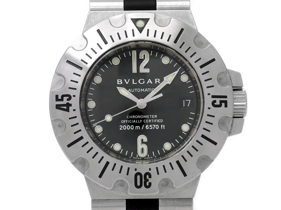 ブルガリ ディアゴノ スクーバ プロフェッショナル 2000m 42mm SD42S