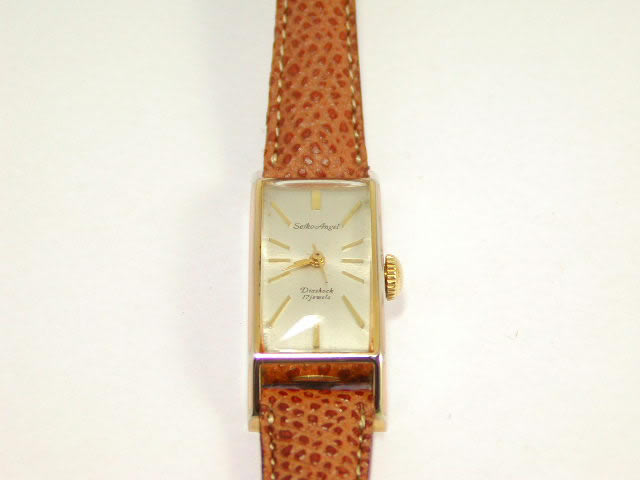 貴重 未使用 60s SEIKO 手巻き 17石 純正SSベルト 日本製 腕時計 貴重 未使用 60s SEIKO 手巻き 17石 純正SSベルト 日本製 腕時計