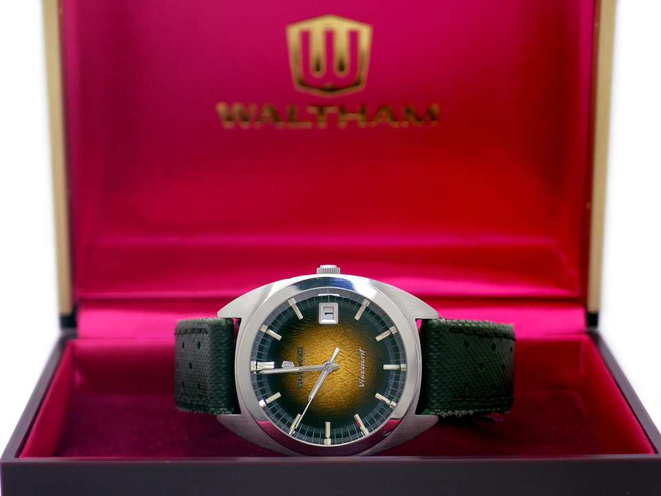 1960年代 WALTHAM ウォルサム ツートンダイヤル フランス製アンティーク手巻腕時計 稼働美品  Yahoo!オークション - 1960年代 WALTHAM ウォルサム ブラックダイヤル