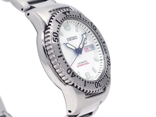 SEIKO ダイバーズウォッチ　7S26-01X0 ホワイトナイト セイコー スキューバ ダイバーズ200M ホワイトナイト SKXA47K1 7S26