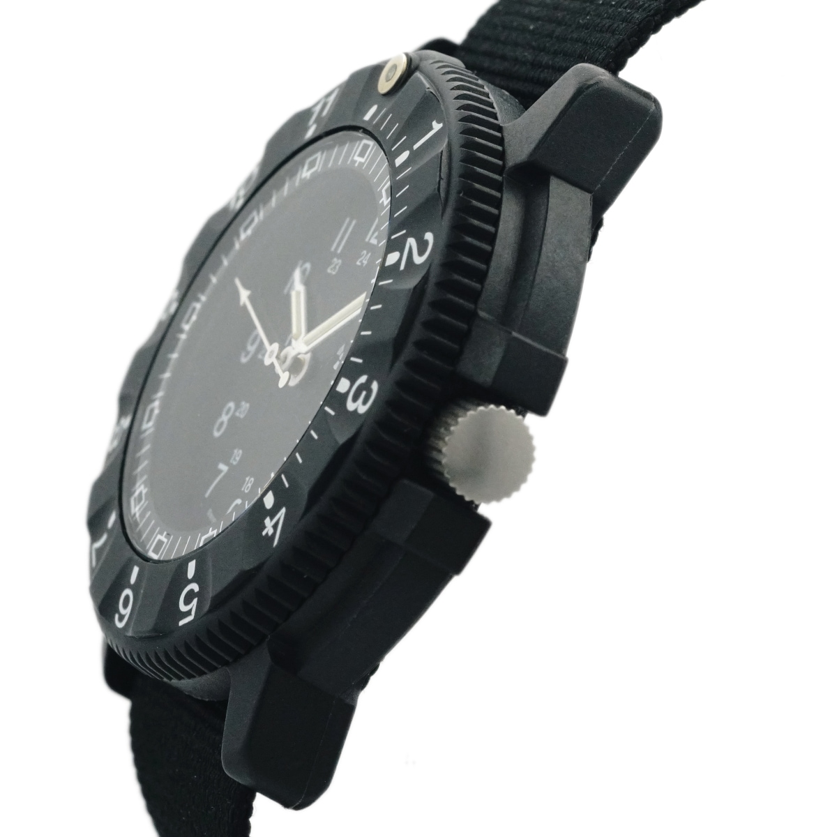 1円 ジャンク品 traser H3 クロノグラフ メンズ 腕時計 DD654 最安値，高品質 トレーサー Ｈ３ メンズ 腕時計 黒☆0332