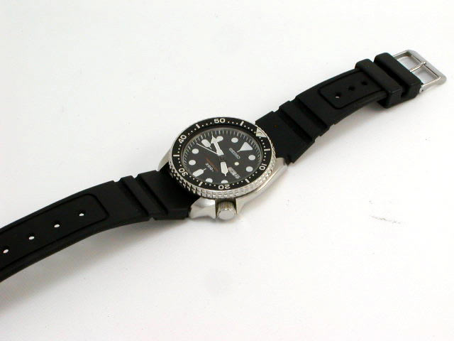 セイコー ダイバー プロフェッショナル200 クオーツ 7C43-7010 USED