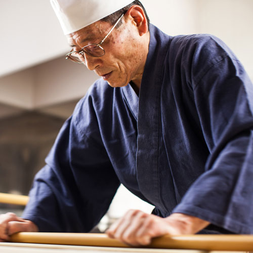 �µ�̾�ͤε��ֺ����Ȥ������α������������Сף�����