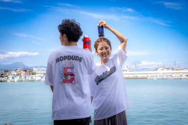 ◆『 WCB 5周年 T-Shirts （White）  』 ※5周年限定ミニうちわ付き