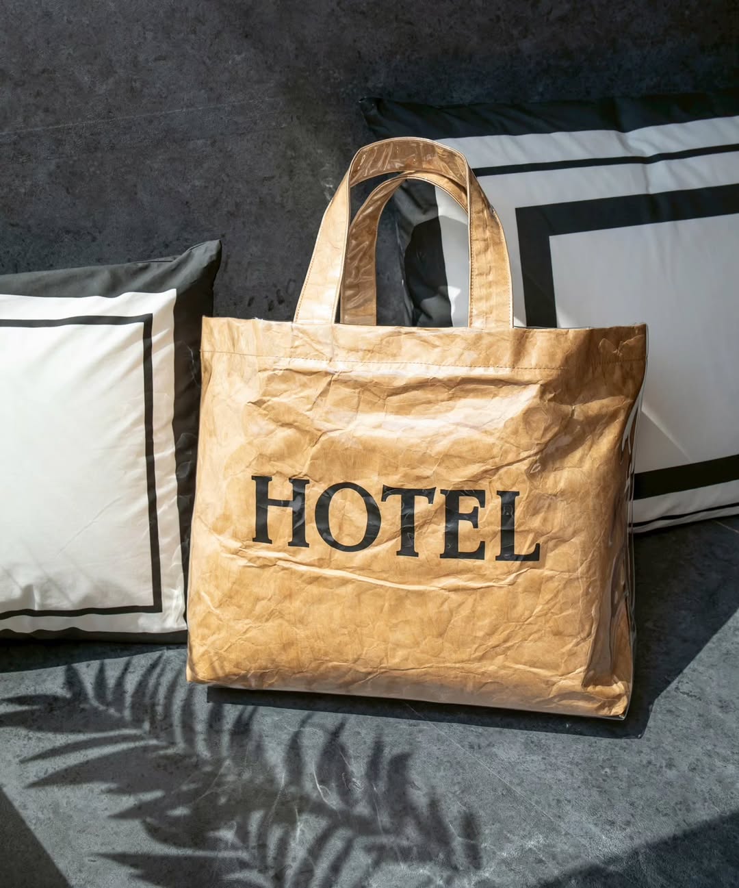 New】PVCBag(HOTEL)BEIGE | TRAVEL GOODS | THE WEEKEND HOTEL
