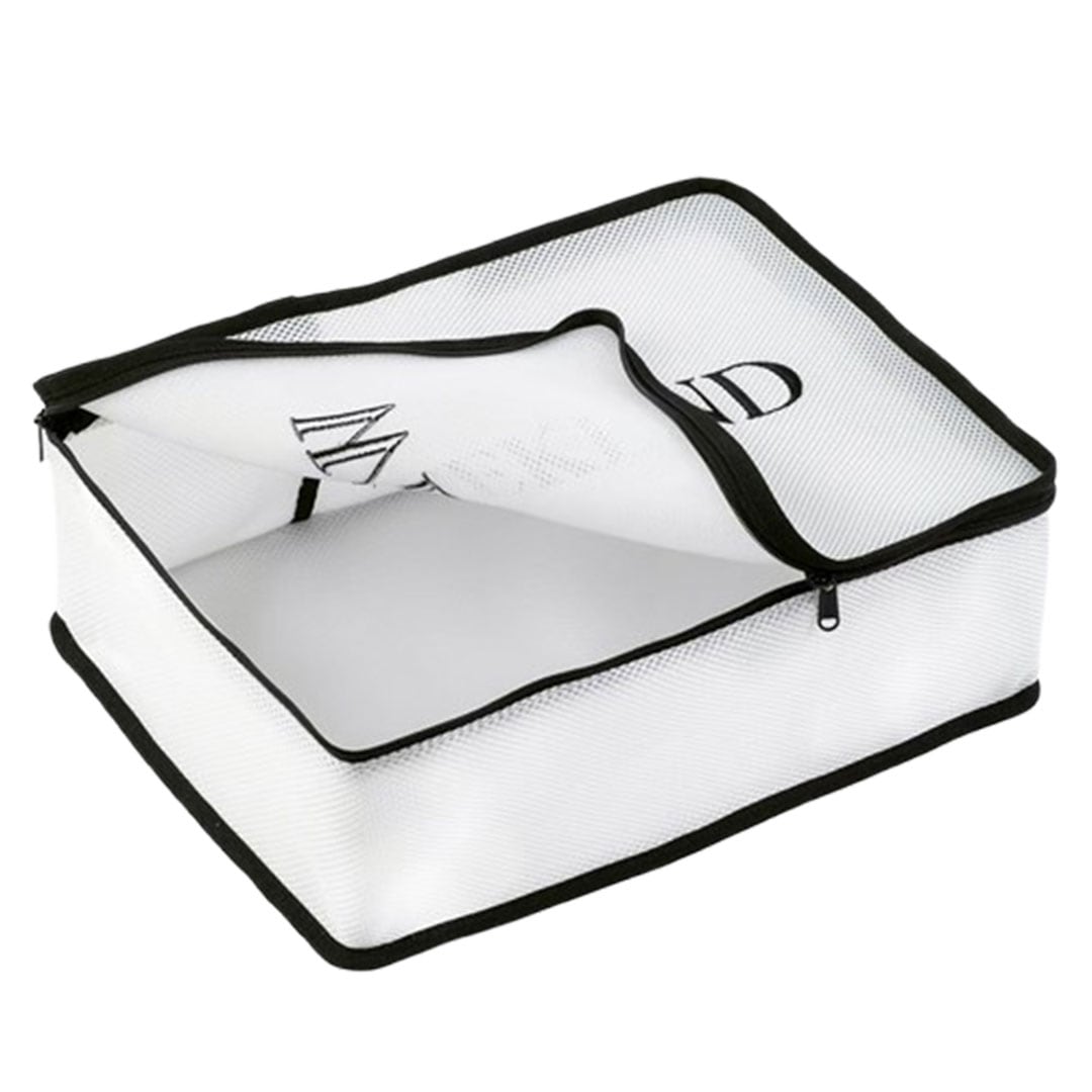 New】TravelPouch(WEEKEND) | TRAVEL GOODS | THE WEEKEND HOTEL