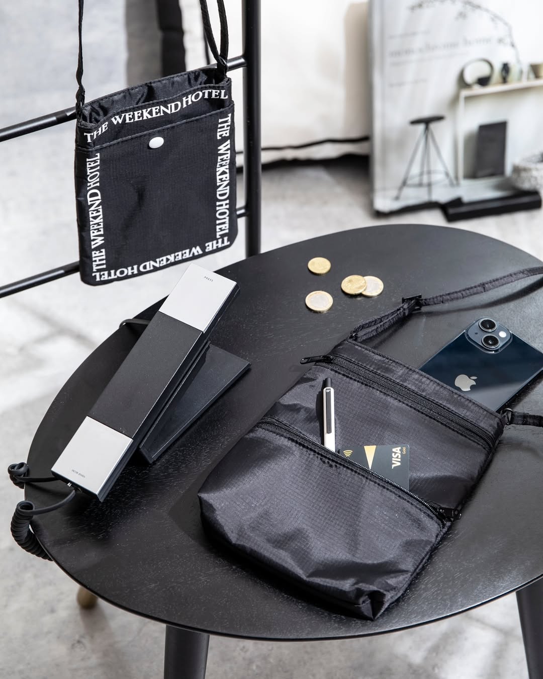 極美品　ジミーチュウ カイテンス　箱　保存袋　ポインテッドトゥ　24cm 黒 極美品 ジミーチュウ カイテンス 箱 保存袋 ポインテッドトゥ 24cm 黒