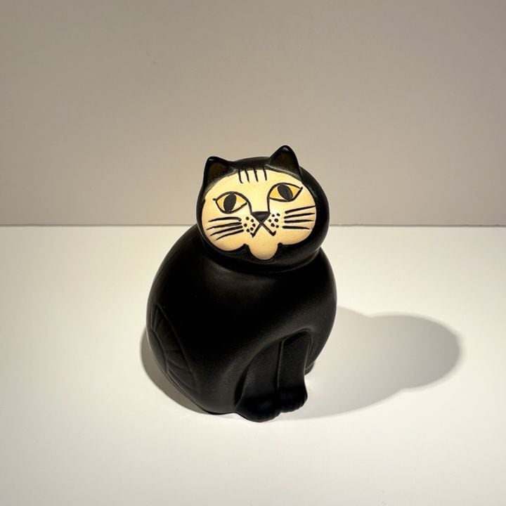 MIA/semi-M black