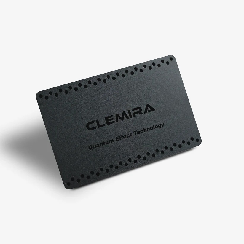 Clemira クルミナブラックカード｜ホルミシス鉱石配合・財布やポーチに入れて持ち歩ける波動エネルギーカード｜電磁波対策・空間調整・自然派セルフケアに最適