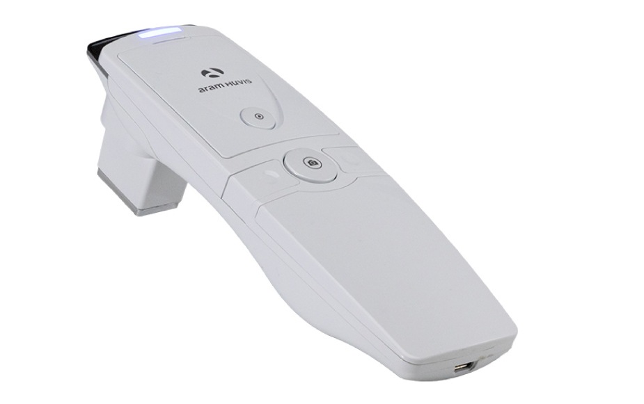 肌カウンセリングスコープ 3R-API100｜高精度7項目分析・肌状態の可視化・商品提案・アフターフォローまで対応・コンパクト＆ワイヤレス設計で場所を選ばず活用できる業務用美肌測定器