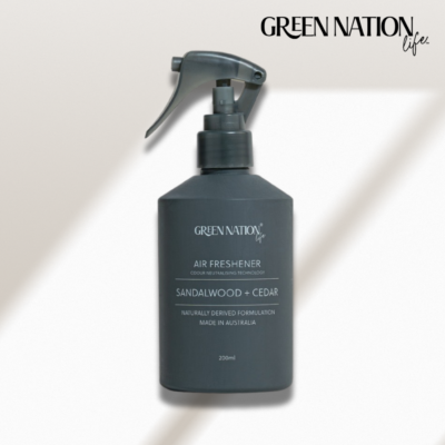 【SimplyGreen】ヴィーガンフレンドリー エアーフレッシュナー 200ml｜サンダルウッド＋シダー 【自社サイト】