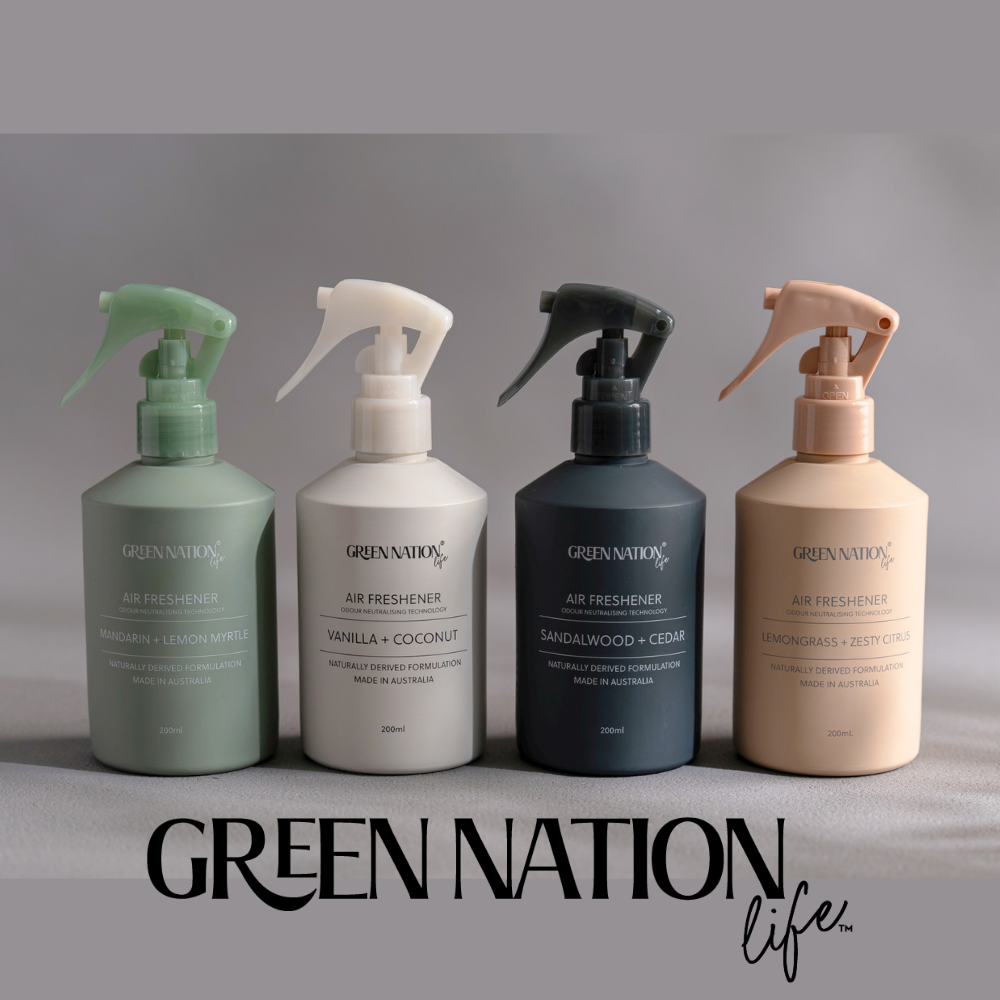 【SimplyGreen】ヴィーガンフレンドリー エアーフレッシュナー 200ml｜サンダルウッド＋シダー 【自社サイト】