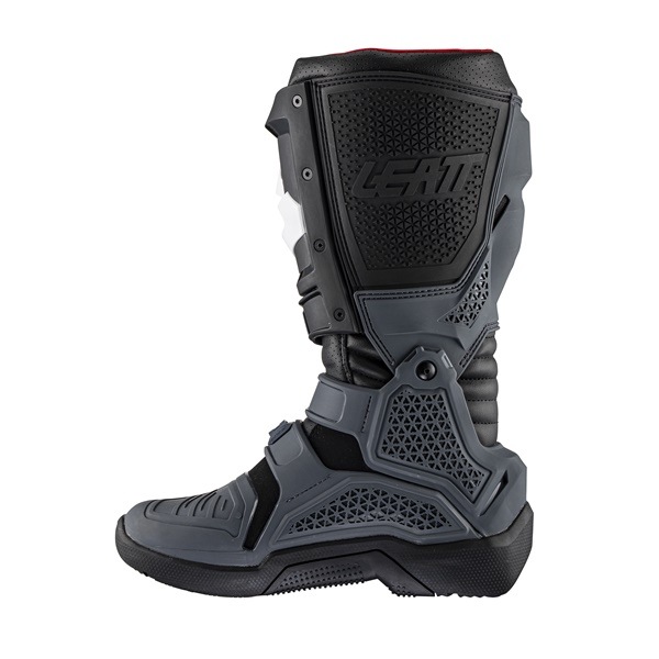 こちらは【林道はじめの一歩セット用のアップグレードブーツ LEATT 4.5