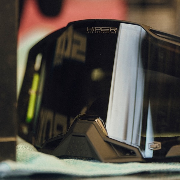 9月上旬 入荷予定＞ARMEGA HiPER ゴーグル インヴィクタ Hiperレッド