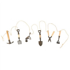 Garden Tools Garland, Bronze