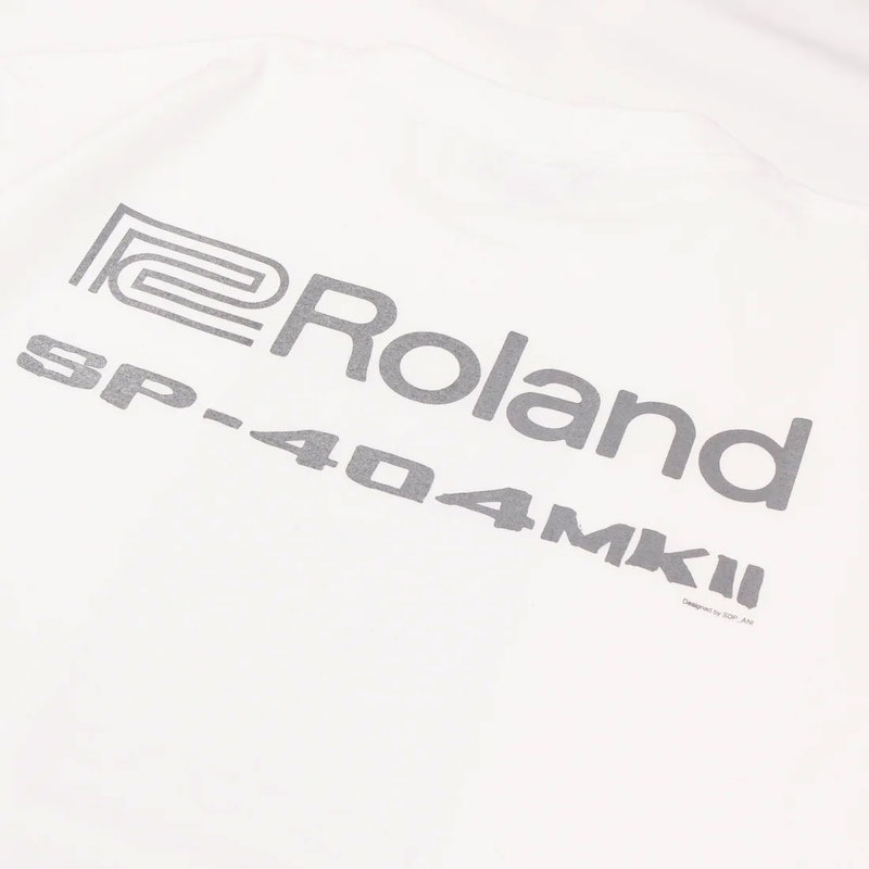 Roland �� SAMUEL ���ߥ奨�� SP-404 �� Ilustration S/S Tee