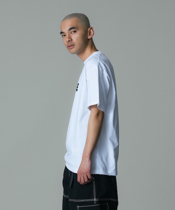 XLARGE �������ȥ�顼�� STANDARD LOGO S/S TEE