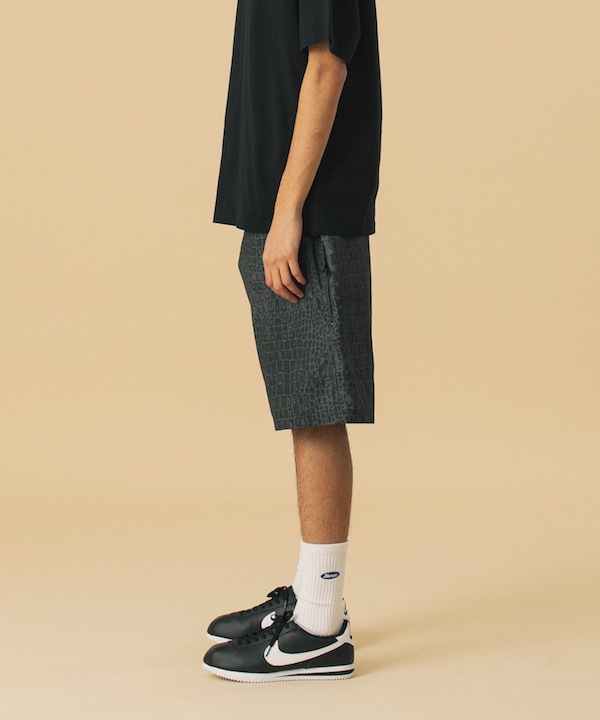 XLARGE �������ȥ�顼�� SIDE POCKET SHORT PANTS