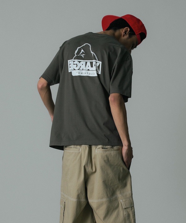 XLARGE �������ȥ�顼�� BACKSIDE OG S/S TEE