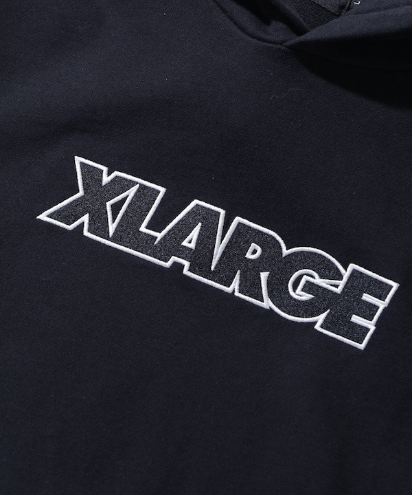 XLARGE �������ȥ�顼�� STANDARD LOGO HOODED SWEATSHIRT