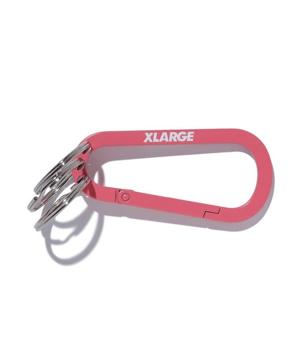 XLARGE �������ȥ�顼�� STANDARD LOGO KEYRING CARABINER