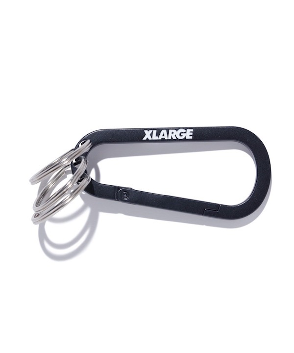 XLARGE �������ȥ�顼�� STANDARD LOGO KEYRING CARABINER
