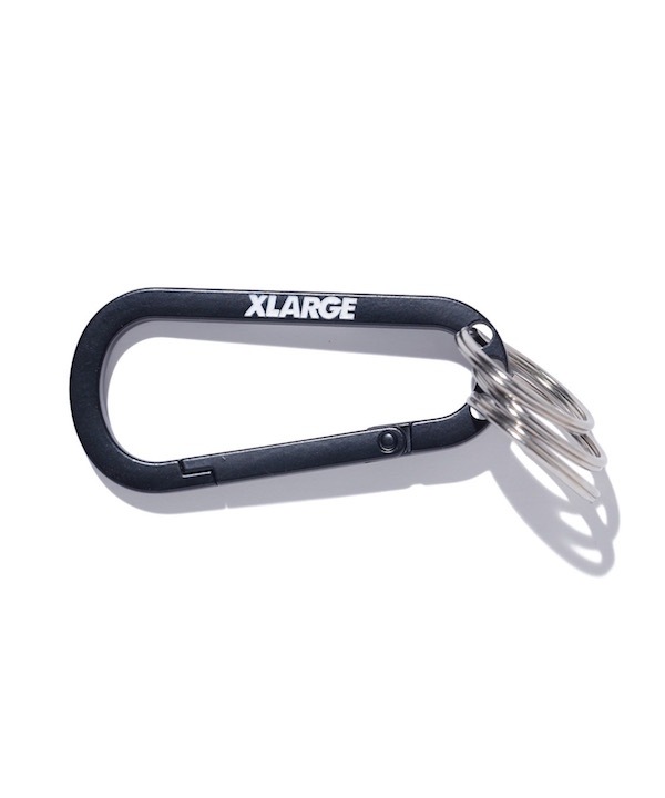 XLARGE �������ȥ�顼�� STANDARD LOGO KEYRING CARABINER