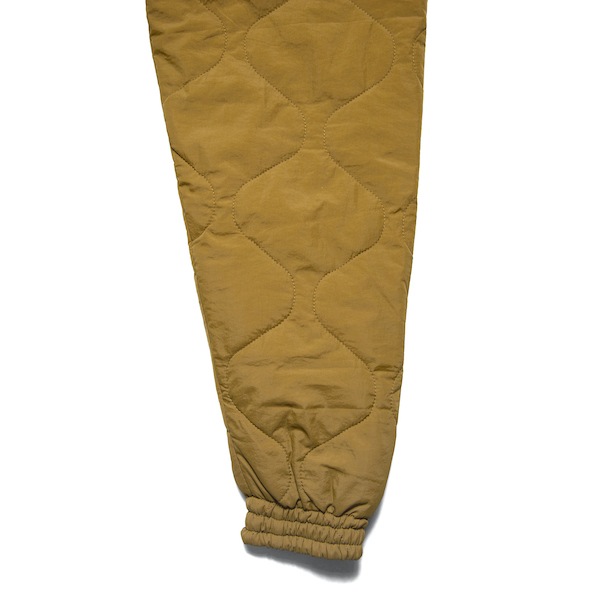 HAIGHT �إ��� QUILTING TRACK JACKET