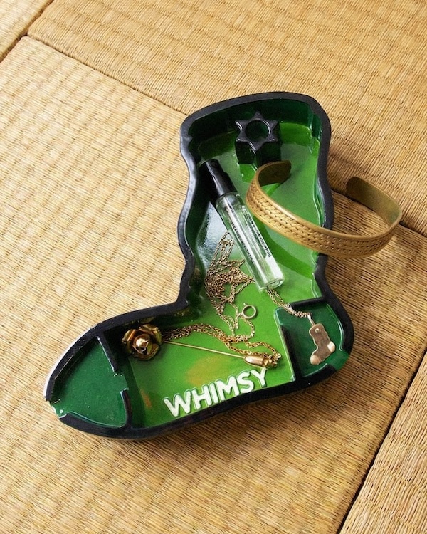 WHIMSY �����ॸ�� Socks Ash Tray