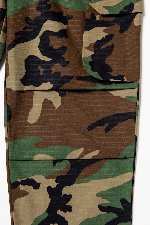 430 fourthirty �ե��������ƥ� CAMO ESLOT CARGO PANTS
