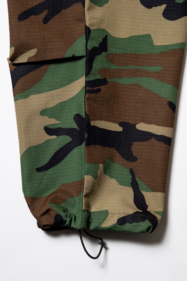 430 fourthirty �ե��������ƥ� CAMO ESLOT CARGO PANTS