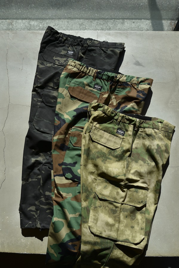 430 fourthirty �ե��������ƥ� CAMO ESLOT CARGO PANTS