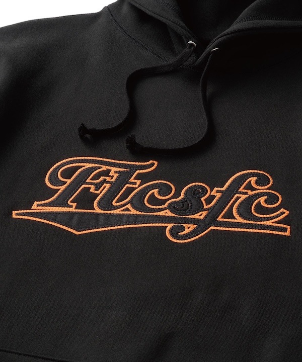 FTC ���եƥ������� TEAM LOGO PULLOVER HOODY
