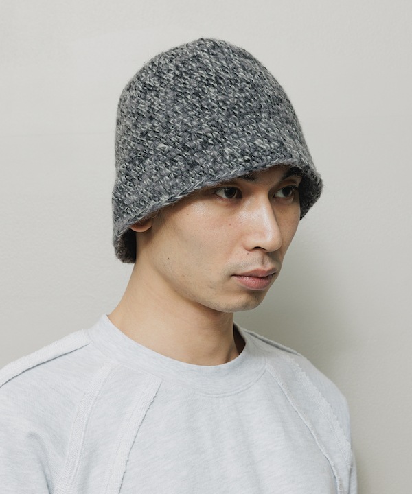 BAL Х MIXED HAND KNIT BUCKET HAT